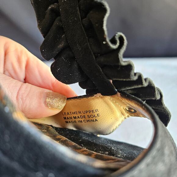 Betsey Johnson Black Suede Stiletto Heels Size 7.5M Ruffle Straps Peep Toe - Picture 12 of 12